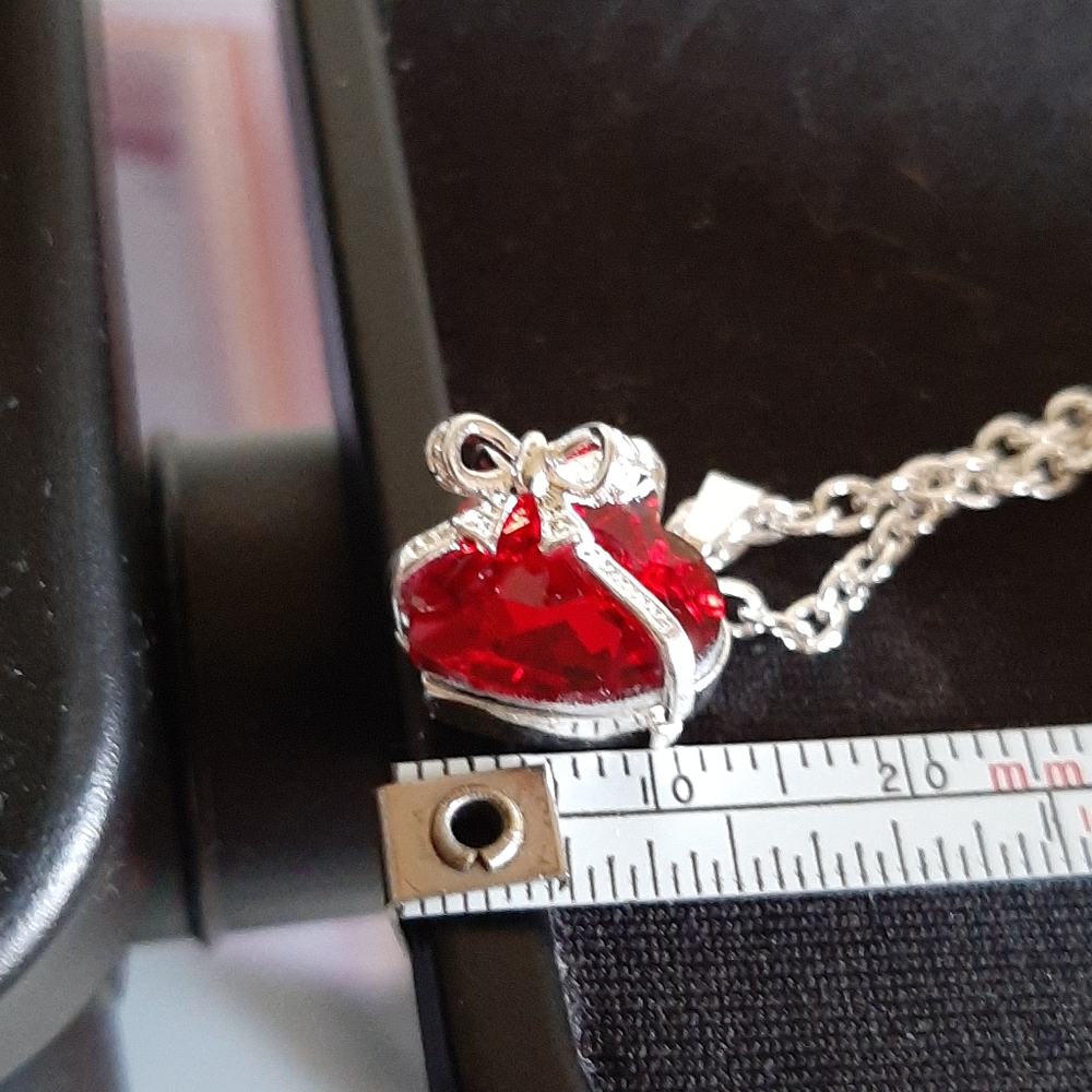 Heart Necklace - Picture 5 of 5